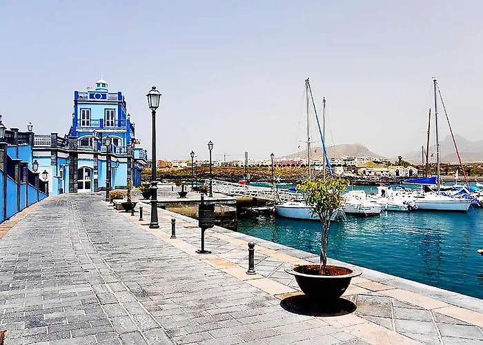 Chaparral Complex 公寓