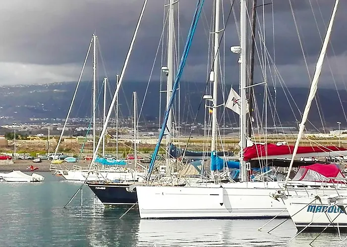 아파트 Chaparral Complex